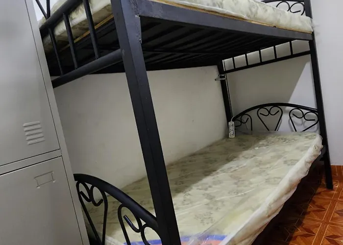 Partition Men Bed Space