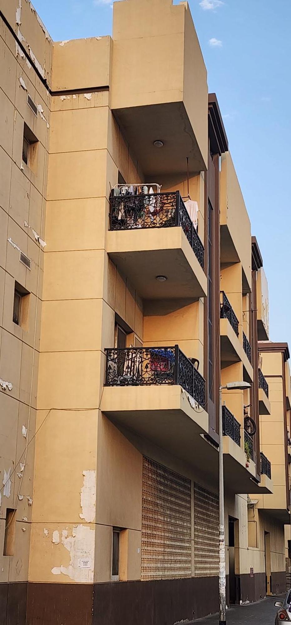 Homestay Partition Men Bed Space Dubai